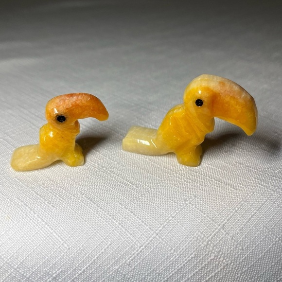 Vintage. Carved Onyx TOUCANS TROPICAL. Display. Birds. - Picture 3 of 6